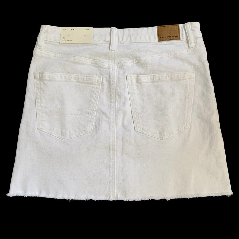 NWT Womens AMERICAN EAGLE Sz 6/28 Denim Jean Skirt Perfect Mini Frayed Hem White